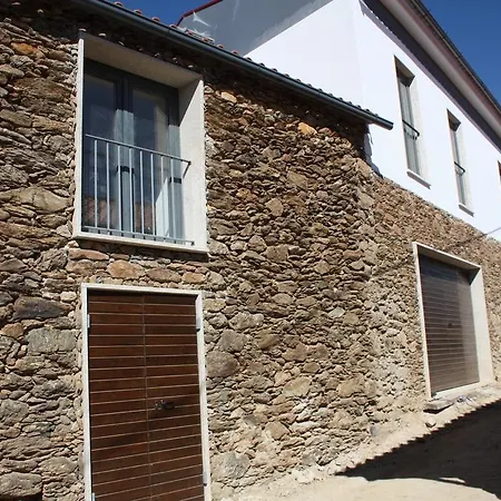 Venkovský dům Casas Do Bairrinho