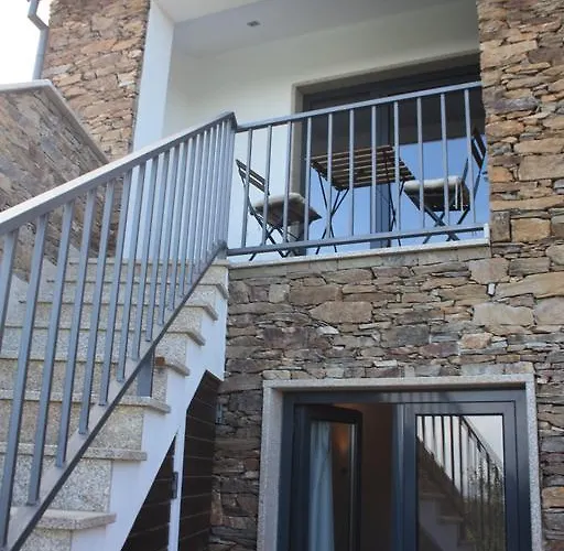 Hétvégi ház Casas Do Bairrinho *